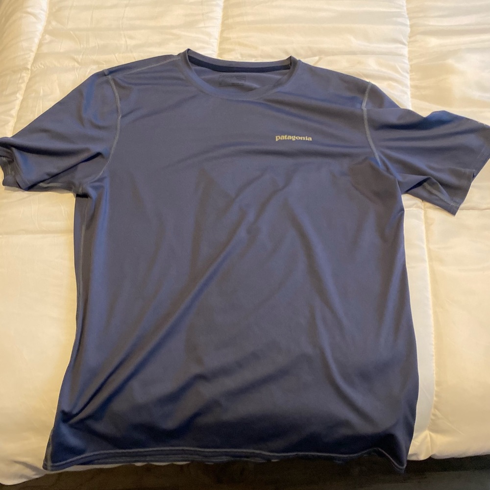 Patagonia dry fit shirt medium